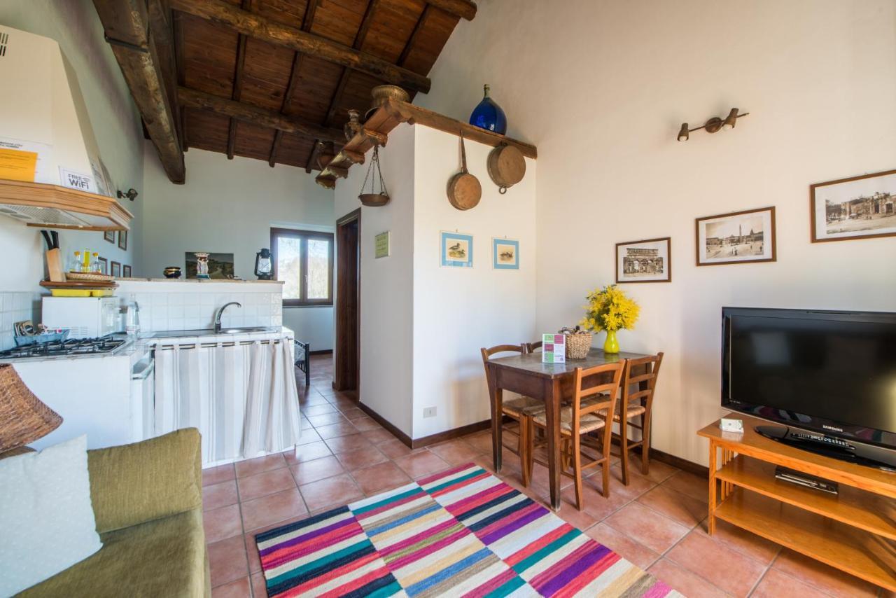 Il Castoro Di Martignano Villa Anguillara Sabazia Buitenkant foto
